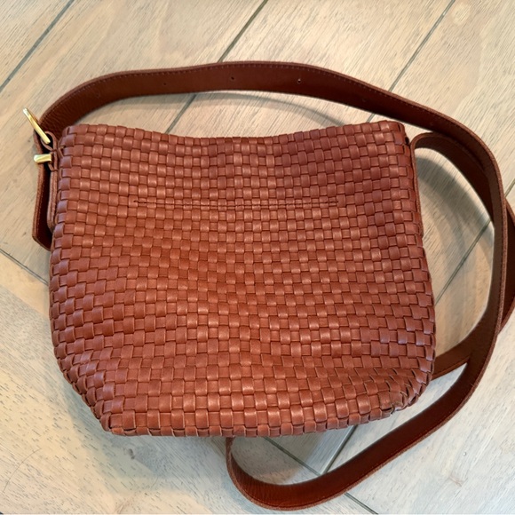 Madewell Brown Mini Bucket Tote with Textured Design - Picture 7 of 8
